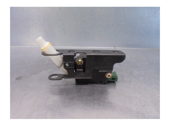 Recambio de motor cierre centralizado porton para land rover discovery 2.7 td v6 cat referencia OEM IAM FUG500070 