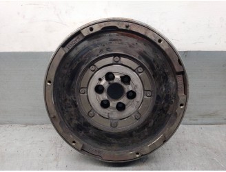 Recambio de volante motor para citroën c4 grand picasso 1.2 12v e-thp referencia OEM IAM 9806761080 1666823480 102294001647 SACH