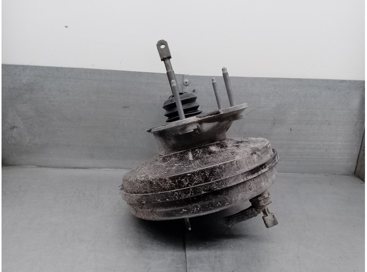 Recambio de servofreno para renault clio iv 1.5 dci diesel fap referencia OEM IAM 472104788R  