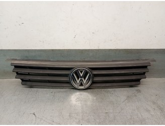 Recambio de rejilla delantera para volkswagen polo berlina (6n2) 1.4 referencia OEM IAM 6N0853653B 6N0853653B 