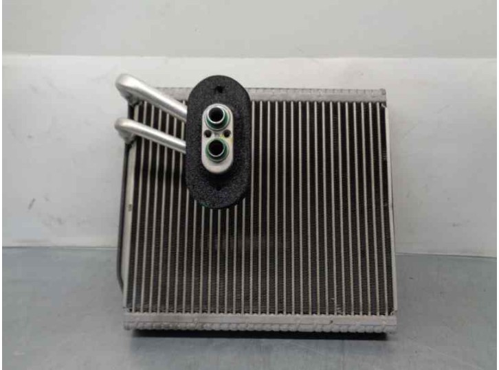 Recambio de evaporador aire acondicionado para hyundai i30 (gd) 1.4 crdi cat referencia OEM IAM 