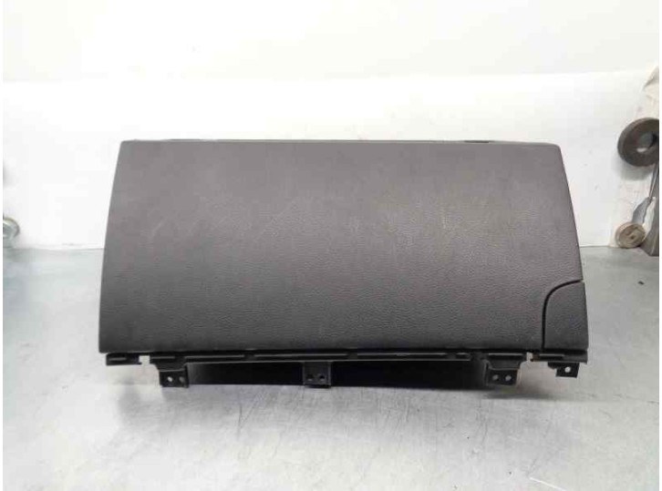 Recambio de guantera para hyundai i30 (gd) 1.4 crdi cat referencia OEM IAM 84540A6000 