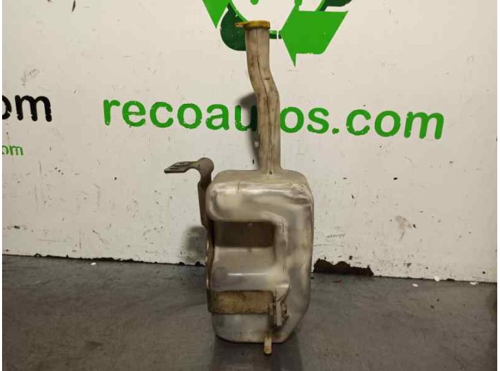Replacement expansion tank for Kia Sephia 1.5 CAT OEM IAM reference K24A15350 