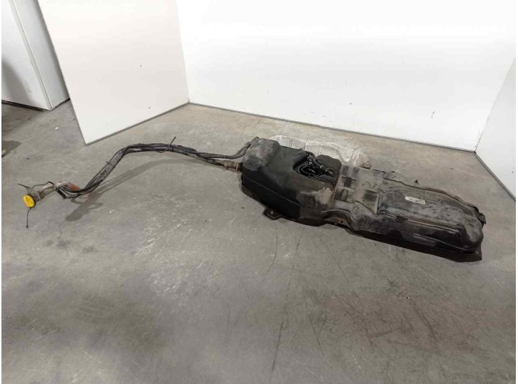 Recambio de deposito combustible para land rover discovery 2.7 td v6 cat referencia OEM IAM IGE1502480  