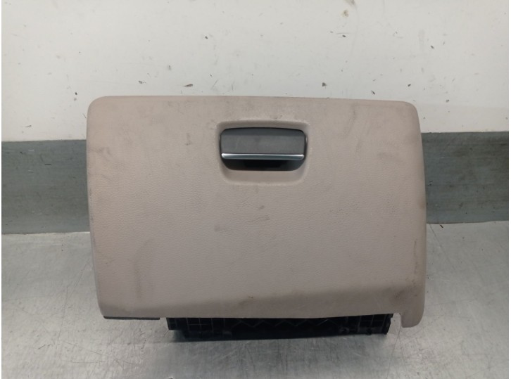 Recambio de guantera para bmw serie 1 berlina (e81/e87) 2.0 turbodiesel cat referencia OEM IAM 69626003 51166982682 