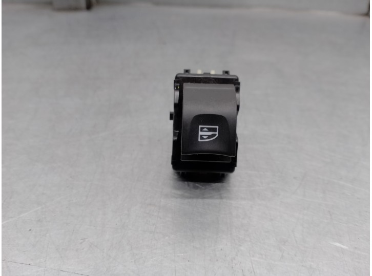 Recambio de mando elevalunas delantero derecho para renault clio iv 1.5 dci diesel fap referencia OEM IAM 254218614R  