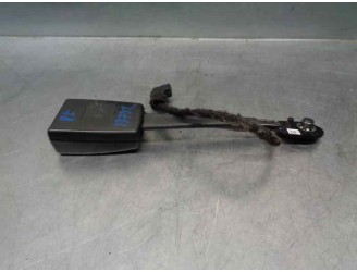 Recambio de enganche cinturon para chevrolet aveo sedán ltz referencia OEM IAM   