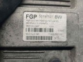 Recambio de centralita motor uce para opel meriva a 1.3 16v cdti referencia OEM IAM 55197127 7160006003 