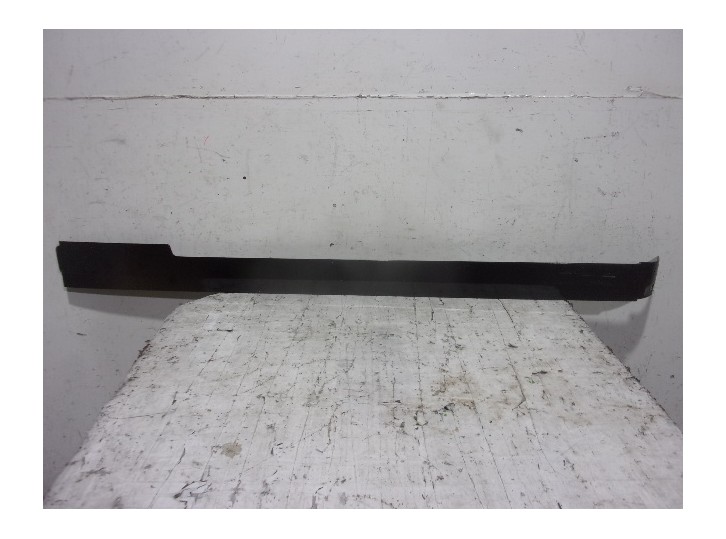 Recambio de moldura para mercedes-benz vito tourer (447) 2.0 cdi cat referencia OEM IAM A4476900270 NEGRA 