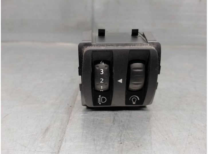 Recambio de mando luces salpicadero para renault clio iv 1.5 dci diesel fap referencia OEM IAM 251900567R 