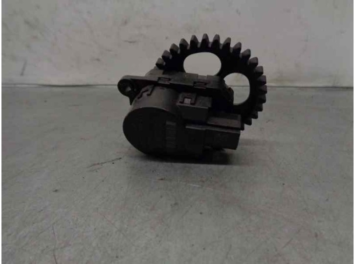 Recambio de motor calefaccion para chevrolet cruze 2.0 diesel cat referencia OEM IAM 13332583 13372986 