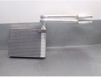 Recambio de radiador calefaccion / aire acondicionado para volvo v40 hatchback (525) d2 referencia OEM IAM VPAMFH18476AB 3136914