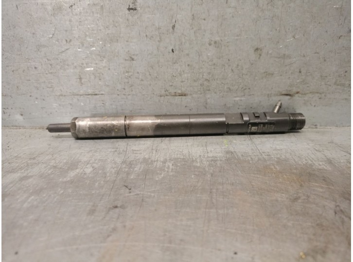 Recambio de inyector para ssangyong rexton 2.7 turbodiesel cat referencia OEM IAM A6650170221 6650170121 