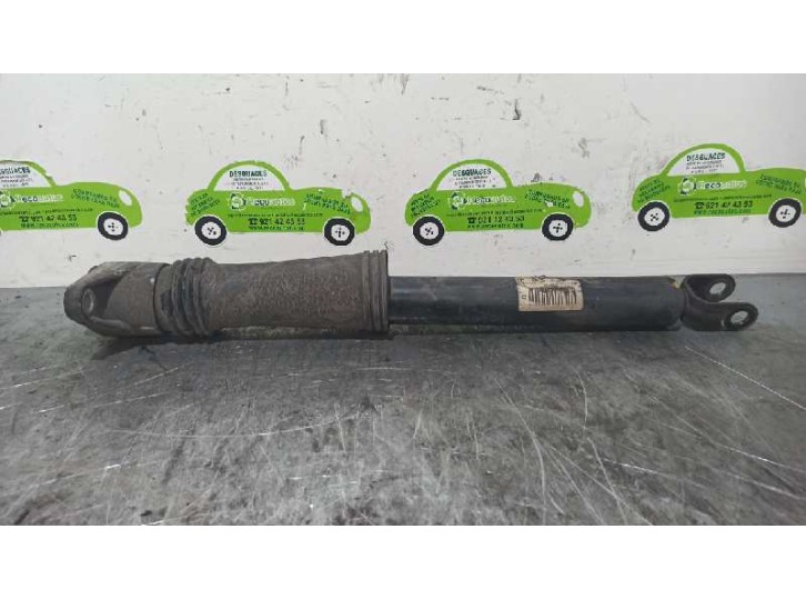 Replacement rear right shock absorber for Hyundai i30 1.4 CAT OEM IAM reference 553102R250 
