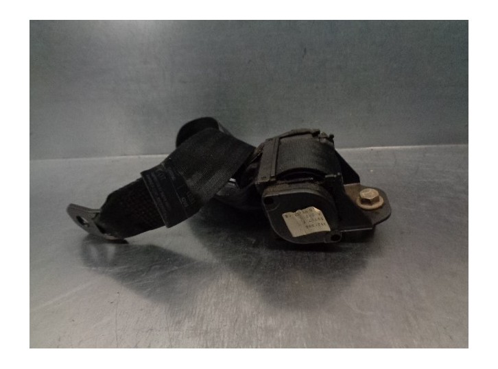 Recambio de cinturon seguridad trasero central para volvo serie 850 2.5 turbodiesel referencia OEM IAM 6811683 4 PUERTAS