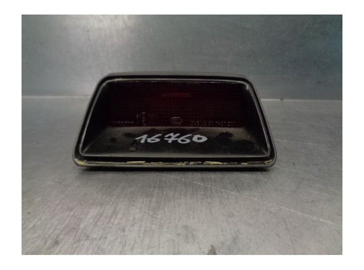 Recambio de luz central de freno para volvo serie 850 2.5 turbodiesel referencia OEM IAM 9133560  