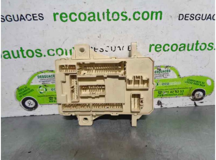 Recambio de caja reles / fusibles para hyundai i30 1.4 cat referencia OEM IAM 919501H510 
