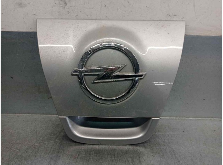 Recambio de maneta exterior porton para opel astra j lim. 1.7 16v cdti referencia OEM IAM 13271374 5 PUERTAS