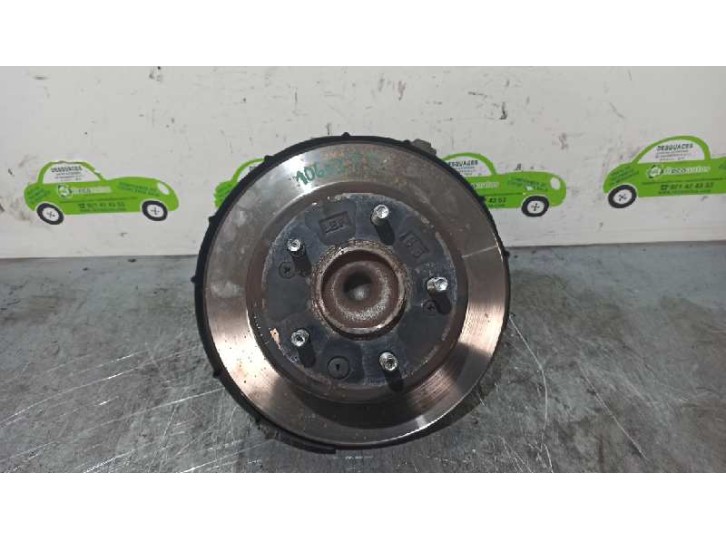Replacement rear right stub axle for Hyundai i30 1.4 cat OEM IAM reference 582701H000 