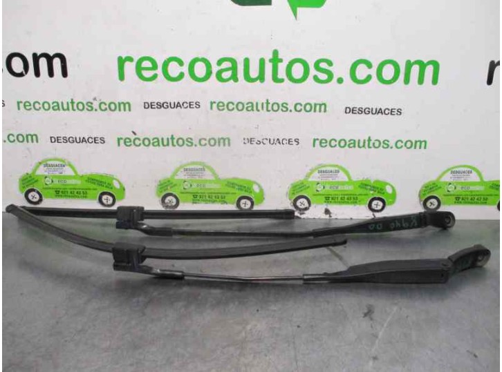Recambio de brazo limpia delantero derecho para volkswagen passat variant (3b6) 1.9 tdi referencia OEM IAM   