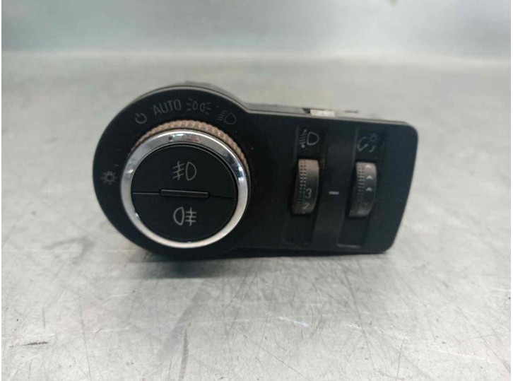 Recambio de mando luces salpicadero para opel astra j lim. 1.7 16v cdti referencia OEM IAM 13268702  