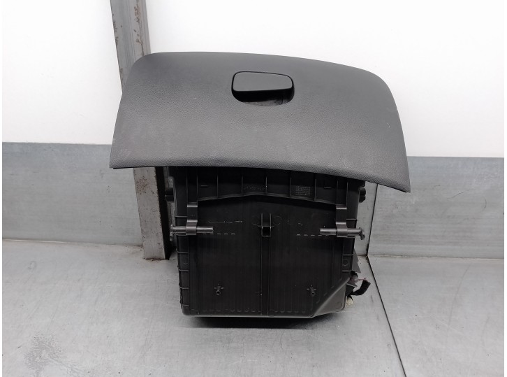 Recambio de guantera para renault clio iv 1.5 dci diesel fap referencia OEM IAM 681085851R 