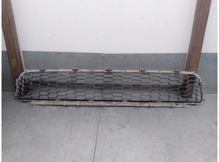 Replacement front grille for Ford Ranger (ES) 2.5 TDCi CAT OEM IAM reference 8M348200AB 5058094 