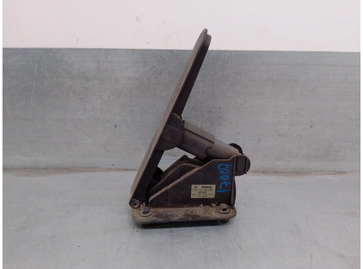 Recambio de potenciometro pedal para smart micro compact car 0.8 referencia OEM IAM 0002245V0180000 0280752230 BOSCH