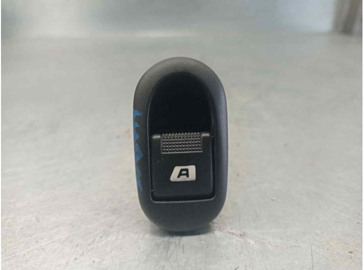 Recambio de mando elevalunas delantero derecho para citroën c2 1.4 hdi referencia OEM IAM 96401469XT 