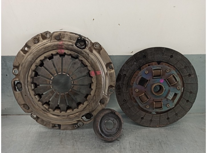 Recambio de kit embrague para mazda 626 berlina (gf) 2.0 16v cat referencia OEM IAM FS0516410  