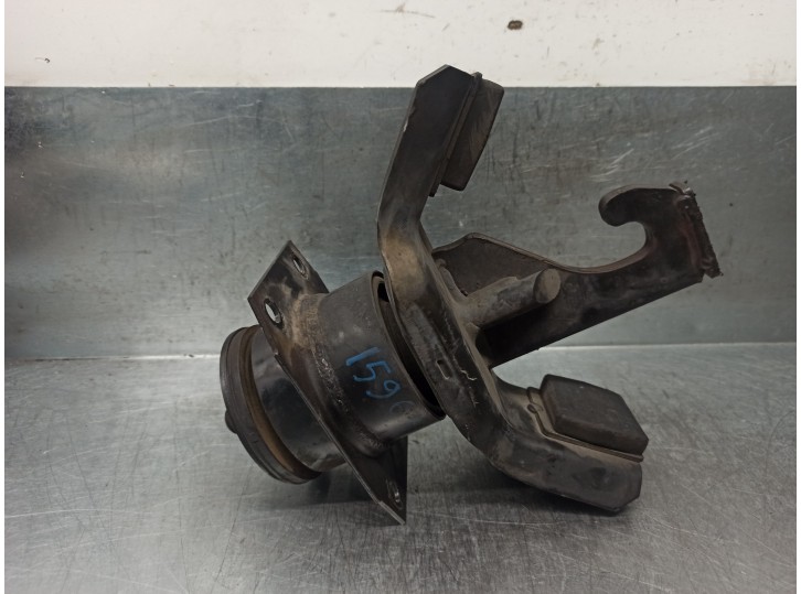 Recambio de enganche remolque para nissan cabstar 09.06 cabstar 35.xx cabina simple cabina individual referencia OEM IAM 4248947