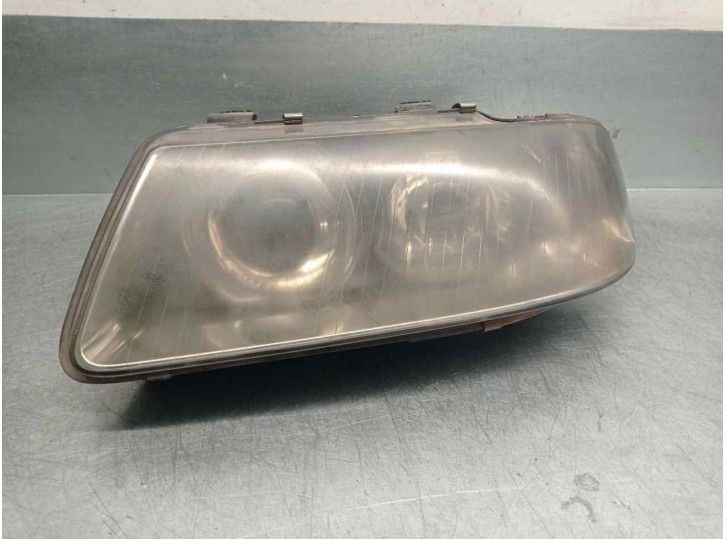 Recambio de faro izquierdo para audi a3 (8l) 1.9 tdi referencia OEM IAM 8L0941003AF 5 PUERTAS