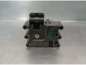 Recambio de motor apertura trampillas climatizador para mazda cx-7 (er) 2.2 turbodiesel cat referencia OEM IAM GP9A61A60 