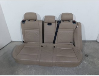 Recambio de asientos traseros para bmw x5 (e70) 3.0 turbodiesel cat referencia OEM IAM 52300415367 CUERO BEIGE 5 PUERTAS