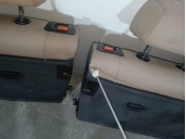 Recambio de asientos traseros para bmw x5 (e70) 3.0 turbodiesel cat referencia OEM IAM 52300415367 CUERO BEIGE 5 PUERTAS