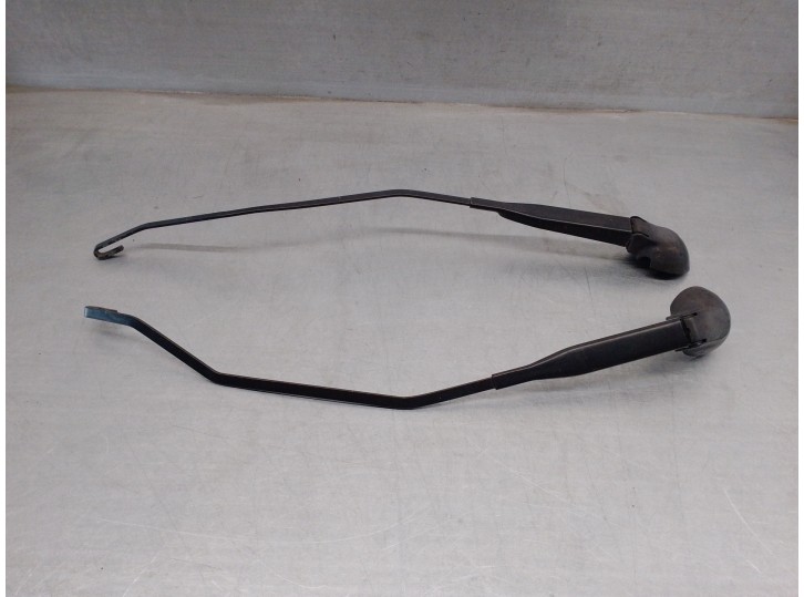 Recambio de brazo limpia delantero derecho para smart micro compact car 0.8 referencia OEM IAM 0001221V003 0001221V004 