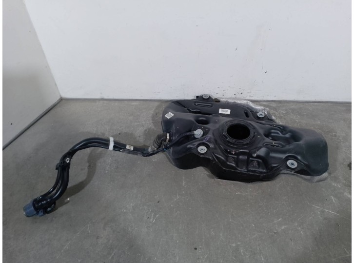 Recambio de deposito combustible para toyota c-hr referencia OEM IAM 77001F4010  