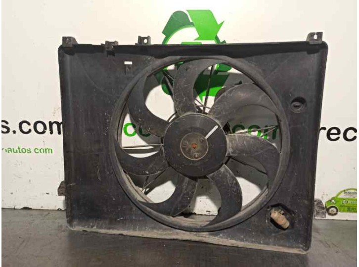 Recambio de electroventilador para kia carens (un) 2.0 crdi referencia OEM IAM 253801DXXX 253801D400 F00S3A2395 KAMCO