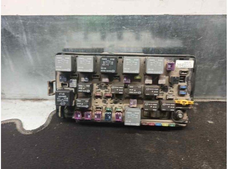 Recambio de caja reles / fusibles para ssangyong actyon sports 2.0 td cat referencia OEM IAM 8239032021  