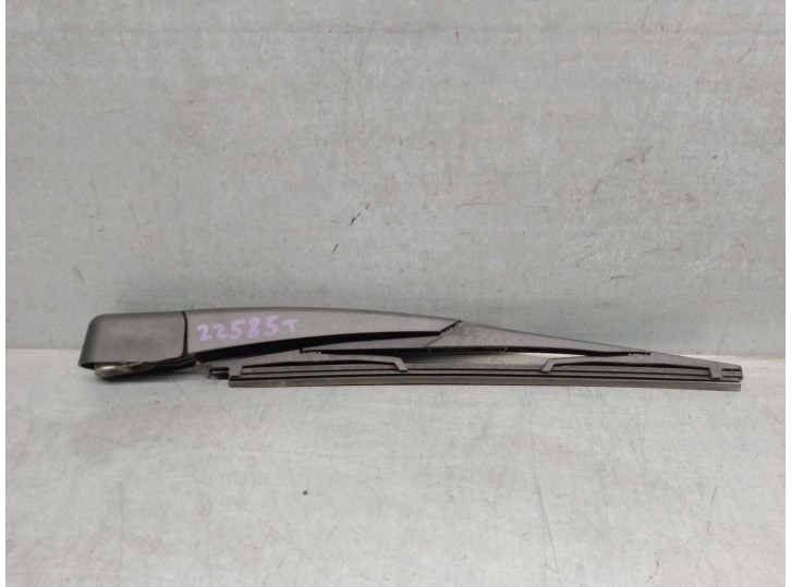 Recambio de brazo limpia trasero para ford focus iii turnier 1.0 ecoboost referencia OEM IAM BM5117406AC 1786301 