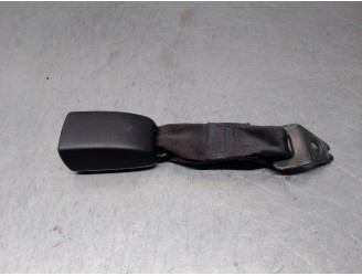 Recambio de enganche cinturon para mitsubishi lancer berlina (cy0) inform referencia OEM IAM 7000A561XA TRASERO DERECHO 4 PUERTA