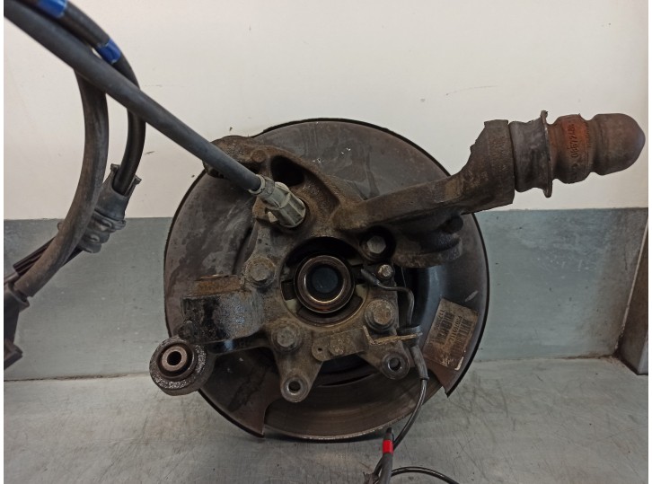 Recambio de mangueta trasera izquierda para volvo xc90 2.4 diesel cat referencia OEM IAM 31277991 