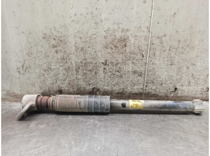 Recambio de amortiguador trasero derecho para chevrolet aveo sedán ltz referencia OEM IAM   