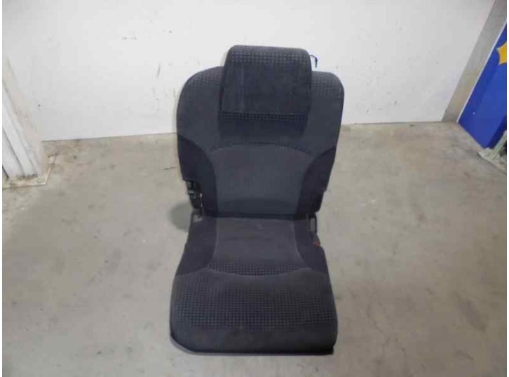 Recambio de asientos trasero derecho para mitsubishi grandis (na0w) 2.0 di-d cat referencia OEM IAM 3ª FILA TELA NEGRA 5 PUERTAS