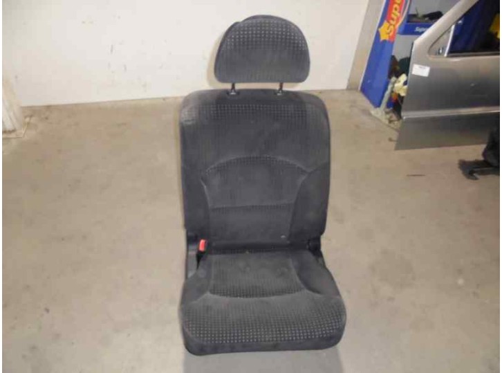 Recambio de asientos trasero izquierdo para mitsubishi grandis (na0w) 2.0 di-d cat referencia OEM IAM 3ª FILA TELA NEGRA 5 PUERT