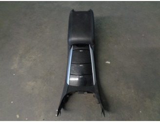 Recambio de apoyabrazos central para mercedes-benz clase r (w251) 320 cdi l (251.122) referencia OEM IAM A25168015399D88 A251680