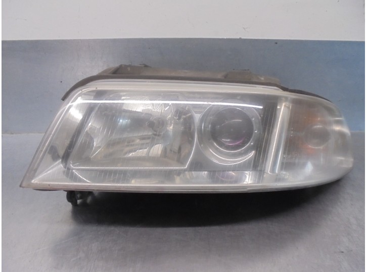 Recambio de faro izquierdo para audi a4 berlina (b5) 1.8 20v turbo referencia OEM IAM 8D0941003AK 89300371 VALEO