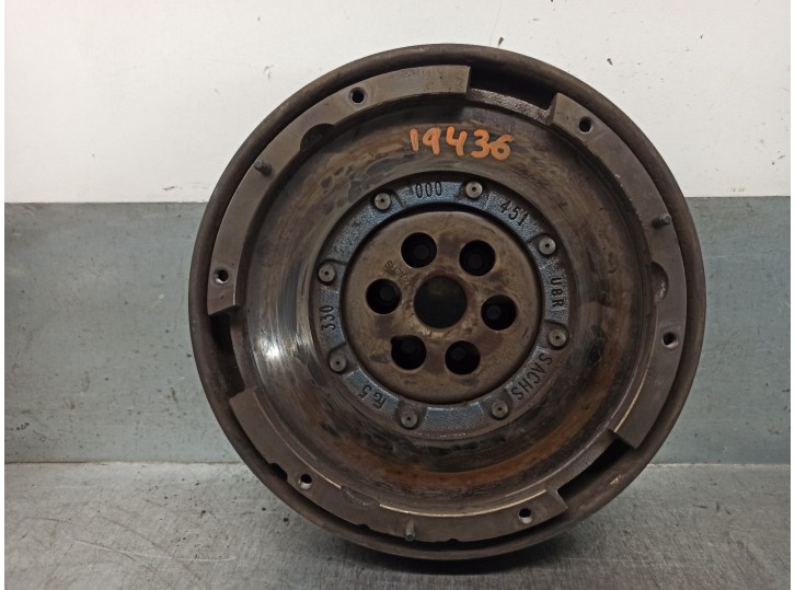 Replacement of flywheel for opel insignia sedan 1.8 16v OEM IAM reference 616365 2294000997 SACHS