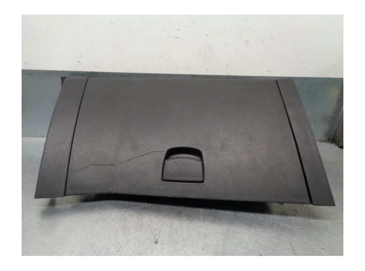 Recambio de guantera para ssangyong kyron 2.0 referencia OEM IAM 7798808B20HEN  