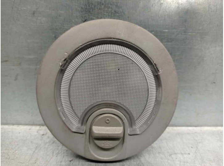 Recambio de luz interior para ssangyong kyron 2.0 referencia OEM IAM 8371009000 